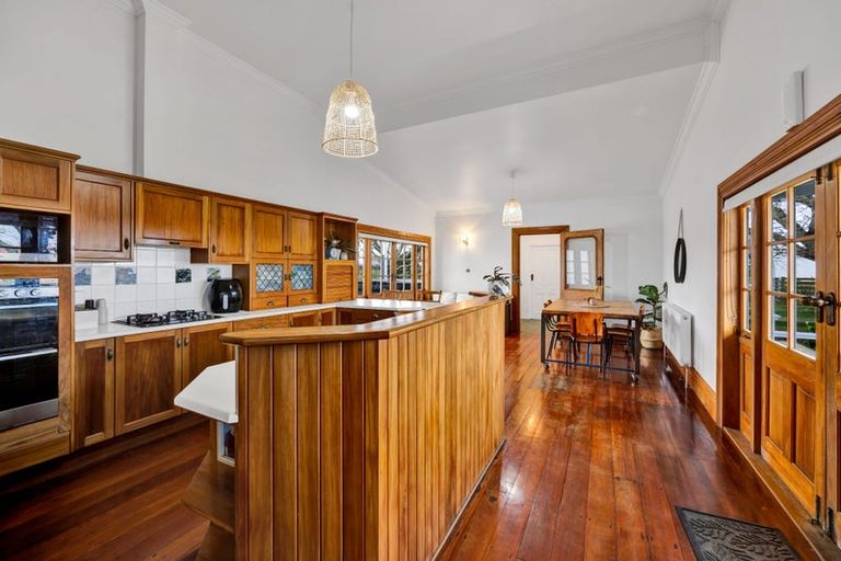 Photo of property in 76 Turuturu Road, Hawera, 4674