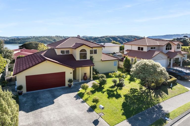 Photo of property in 112 Eskdale Road, Papakowhai, Porirua, 5024