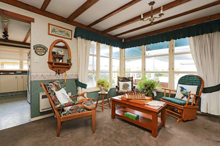 Photo of property in 402 Lascelles Street, Saint Leonards, Hastings, 4120