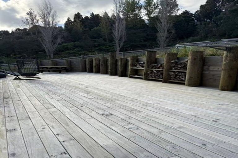 Photo of property in 18 Manuka Drive, Whangamata, 3691