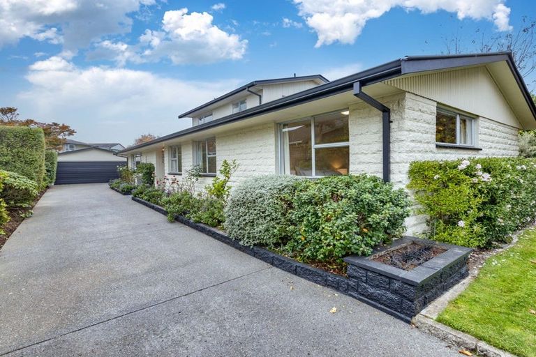 Photo of property in 52 Whitby Street, Burnside, Christchurch, 8053