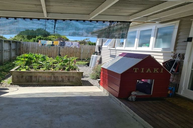 Photo of property in 59 Victoria Street, Carterton, 5713