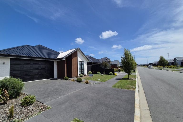 Photo of property in 7 Larissa Road, Halswell, Christchurch, 8025