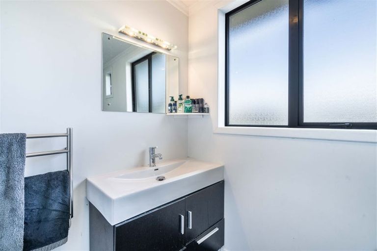 Photo of property in 64 Highfield Terrace, Newfield, Invercargill, 9812