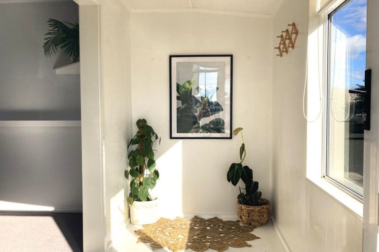 Photo of property in 2/69 Meeanee Road, Taradale, Napier, 4112