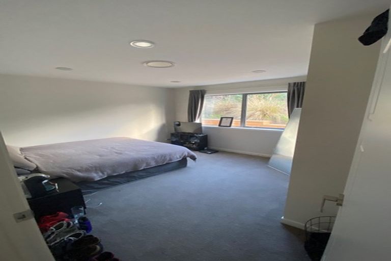 Photo of property in 70 Headland Drive, Long Bay, Auckland, 0630