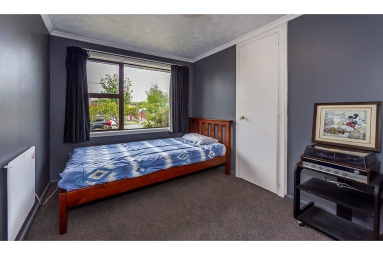 Photo of property in 53 Wingate Street, Redwood, Christchurch, 8051