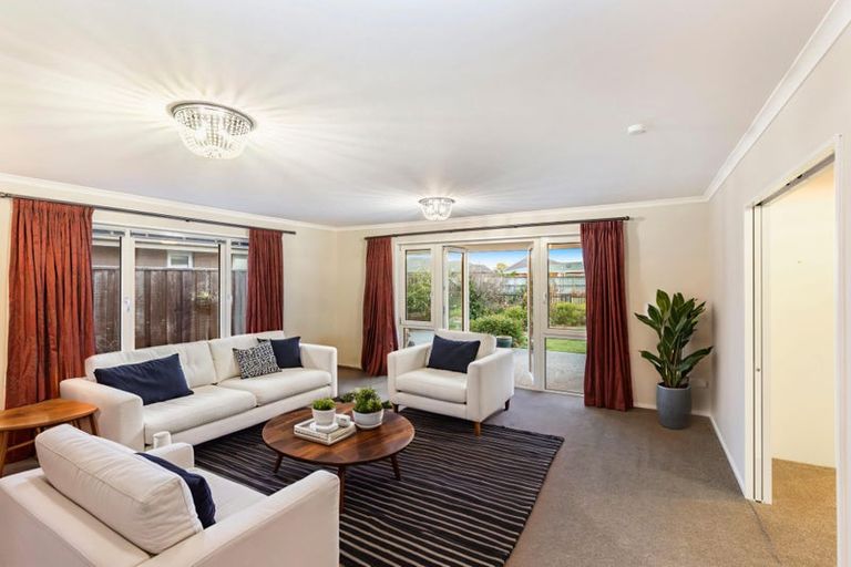 Photo of property in 12 Retallick Way, Amberley, 7410