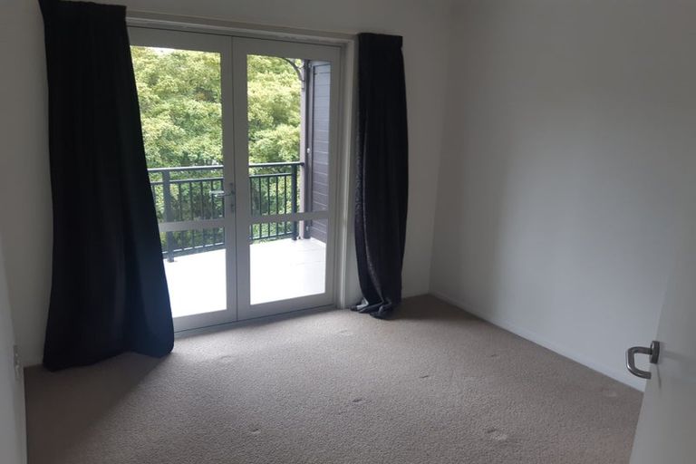 Photo of property in The Grand Apartments, 2a/4 Kell Drive, Albany, Auckland, 0632