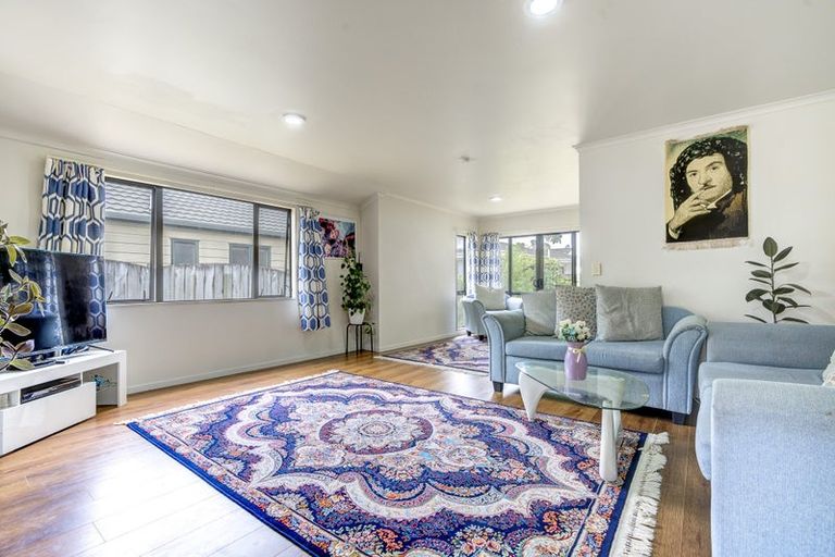 Photo of property in 2 Whinfell Lane, Nawton, Hamilton, 3200