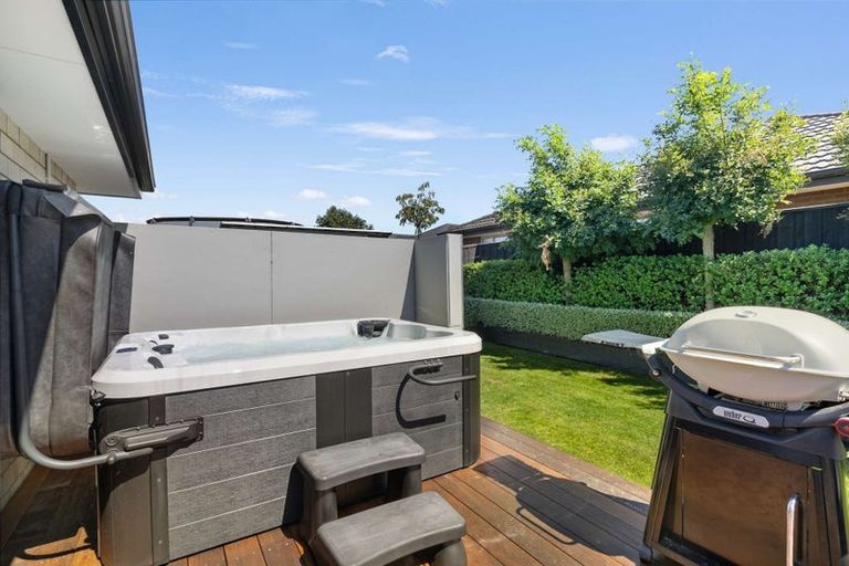 Photo of property in 10 Appleton Court, Rolleston, 7615