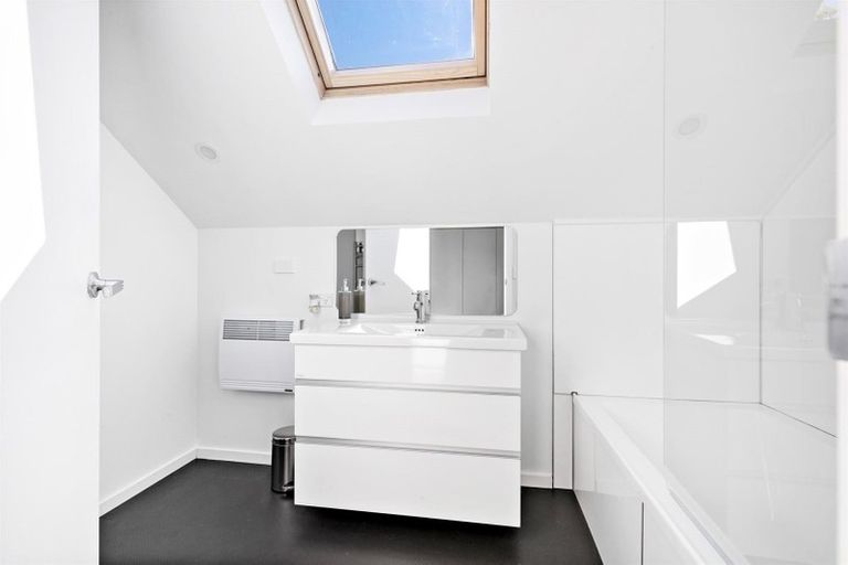 Photo of property in 18 Redfern Terrace, Arthurs Point, Queenstown, 9371