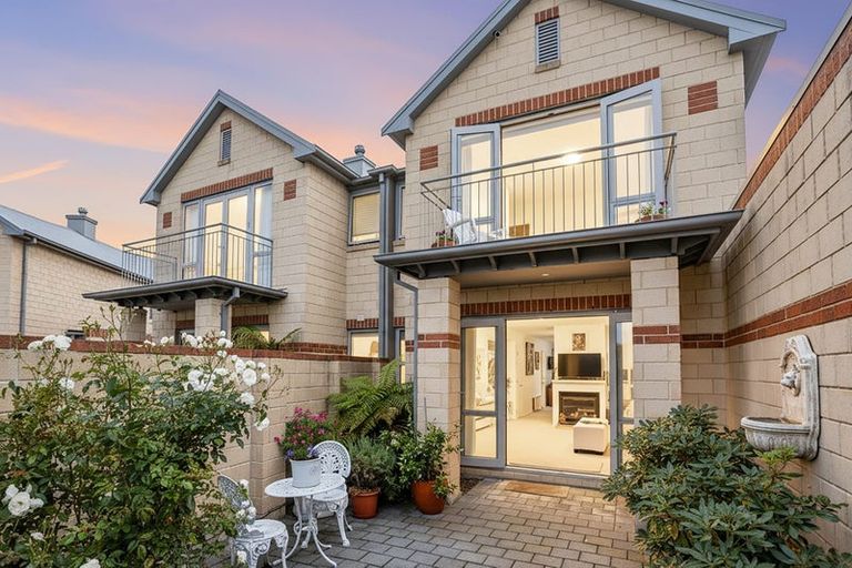 Photo of property in 10 Waterford Avenue, Northwood, Christchurch, 8051