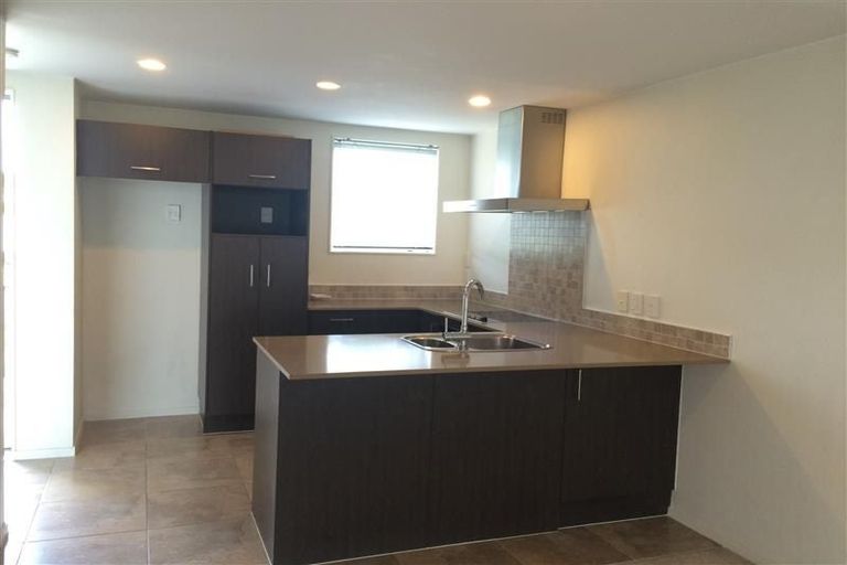 Photo of property in 13/1 Gracechurch Drive, Flat Bush, Auckland, 2016