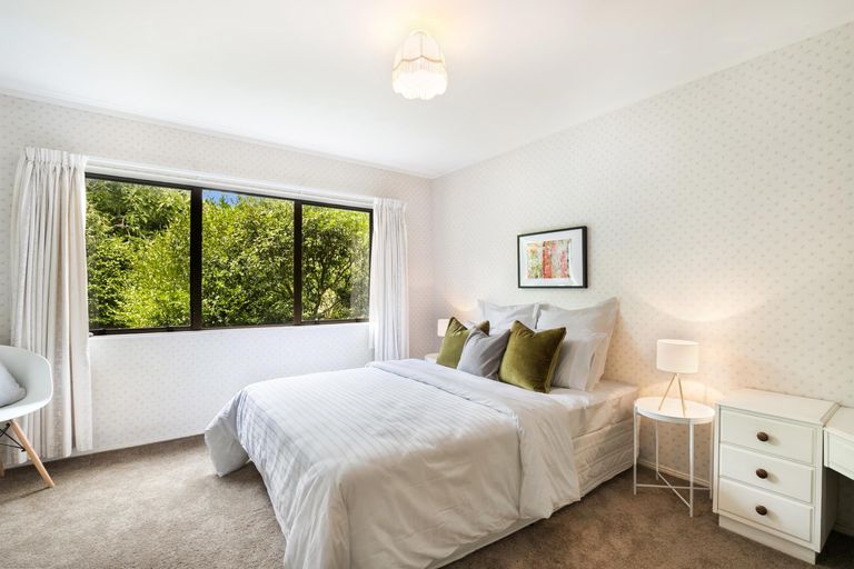 Photo of property in 24 Jack Paterson Road, Opaheke, Papakura, 2584