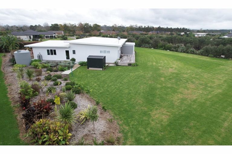 Photo of property in 10 Pathways Drive, Kerikeri, 0230