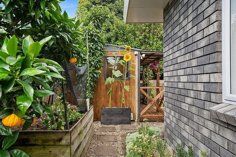 Photo of property in 26 Hoyte Place, Pukehangi, Rotorua, 3015