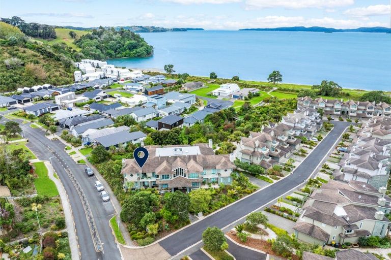 Photo of property in 9 Little Compton Mews, Snells Beach, 0920