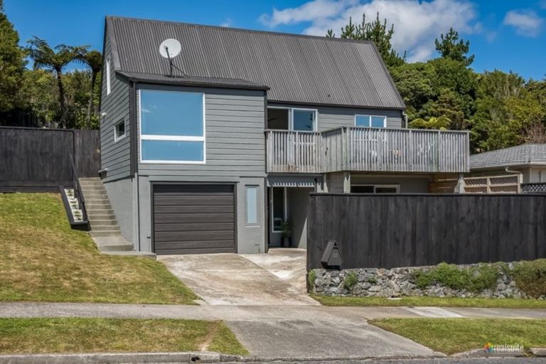 Photo of property in 138 Major Drive, Kelson, Lower Hutt, 5010