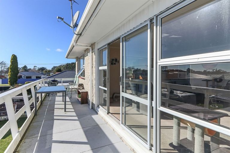 Photo of property in 6 Brookes Street, Inglewood, 4330