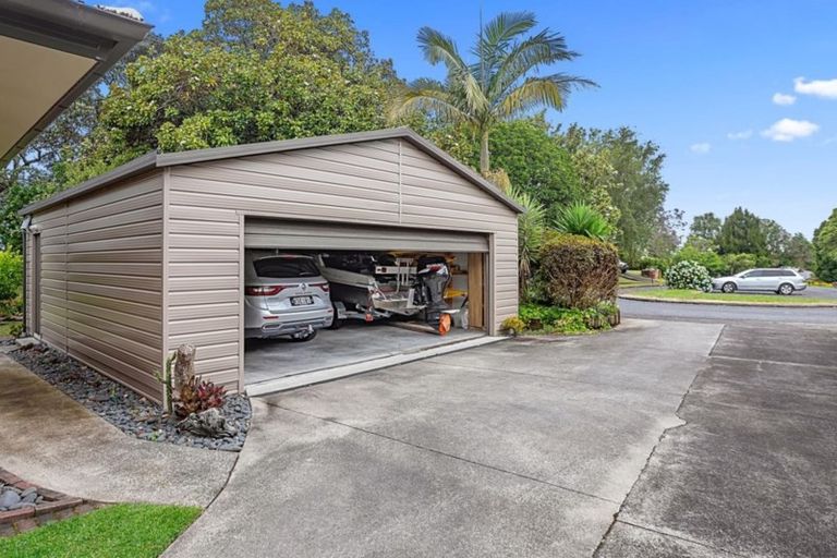 Photo of property in 37 Pohutukawa Drive, Athenree, Katikati, 3177