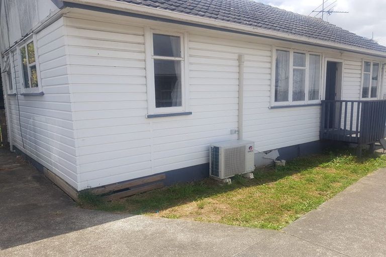 Photo of property in 44c Swaffield Road, Papatoetoe, Auckland, 2025
