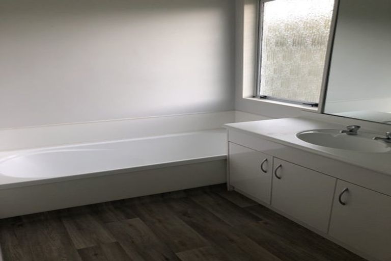 Photo of property in 60a Travis Road, Burwood, Christchurch, 8083