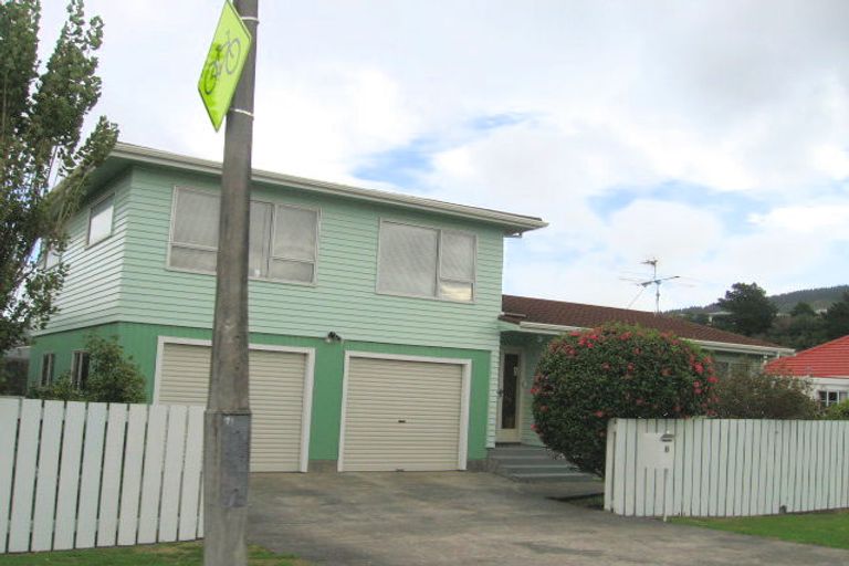 Photo of property in 8 Mclellan Street, Tawa, Wellington, 5028