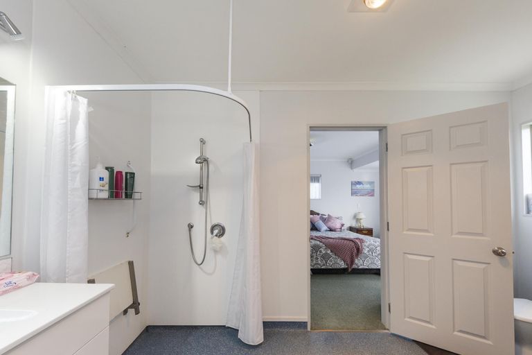 Photo of property in 12a Hurley Place, Awapuni, Palmerston North, 4412