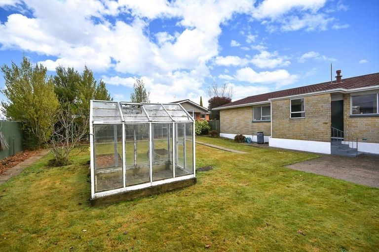 Photo of property in 28 Thames Street, Mosgiel, 9024