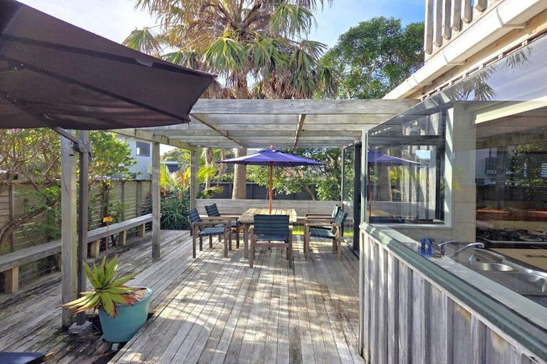 Photo of property in 328b Kenwood Drive, Matarangi, Whitianga, 3592