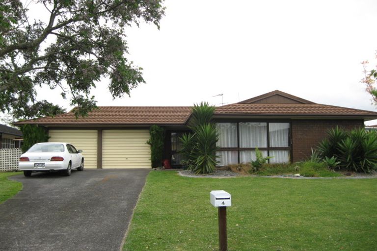 Photo of property in 4 Elrita Place, Conifer Grove, Takanini, 2112