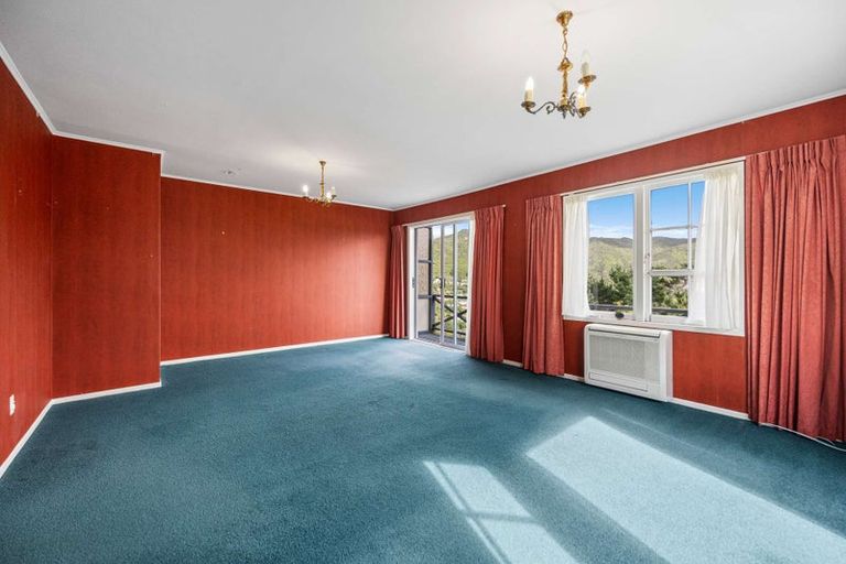 Photo of property in 24b Parklands Drive, Karori, Wellington, 6012