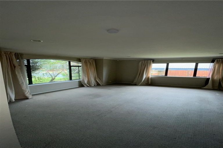 Photo of property in 5 Fergy Crescent, Wattle Downs, Auckland, 2103