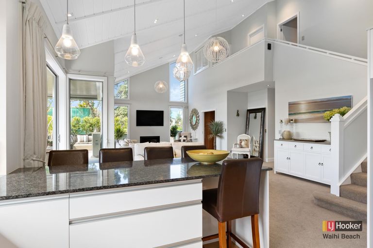 Photo of property in 7 Ian Place, Waihi Beach, 3611