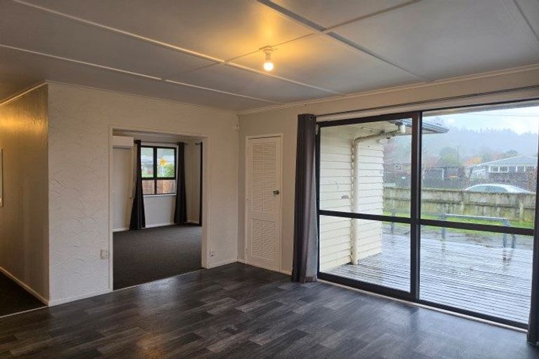 Photo of property in 40 Fairview Road, Western Heights, Rotorua, 3015