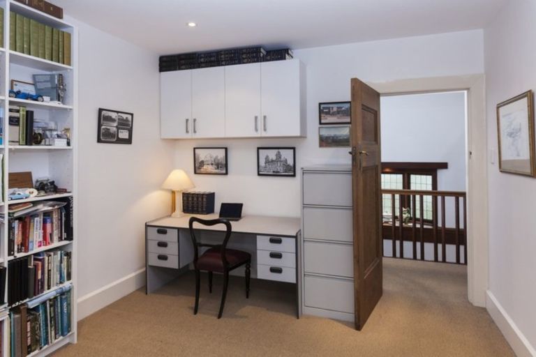 Photo of property in 12 Glandovey Road, Fendalton, Christchurch, 8052