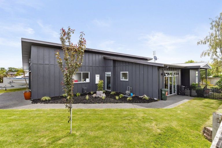Photo of property in 17 Windsor Street, Richmond Heights, Taupo, 3330