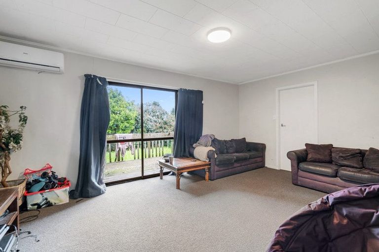 Photo of property in 96 Kayes Road, Pukekohe, 2120