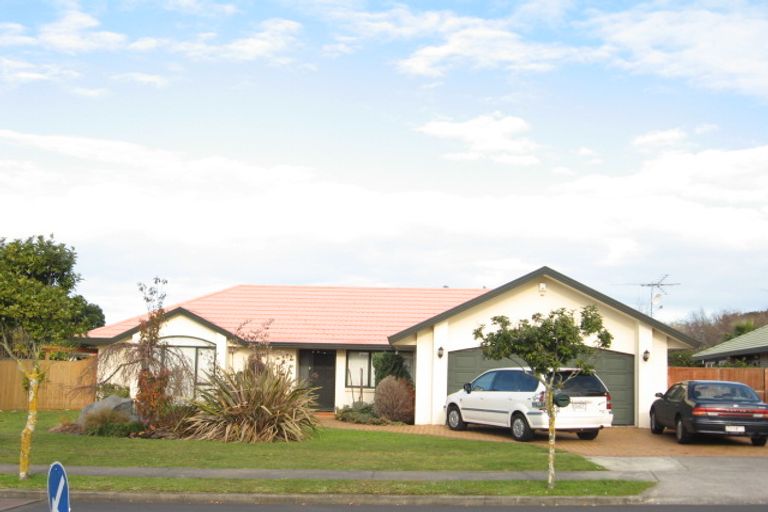 Photo of property in 11 Tington Avenue, Wattle Downs, Auckland, 2103