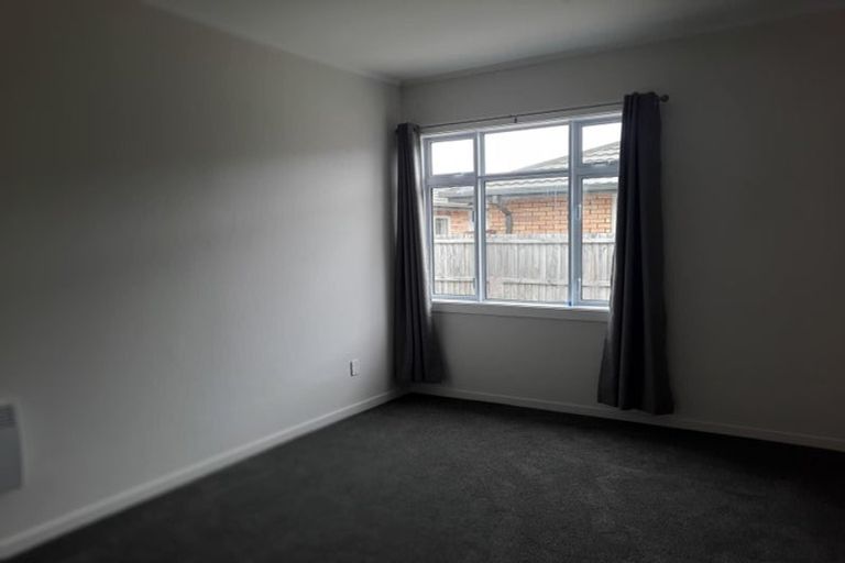 Photo of property in 69 Peverel Street, Riccarton, Christchurch, 8041