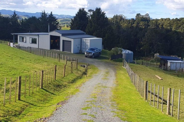 Photo of property in 4 Kendall Road, Maungakaramea, Whangarei, 0178