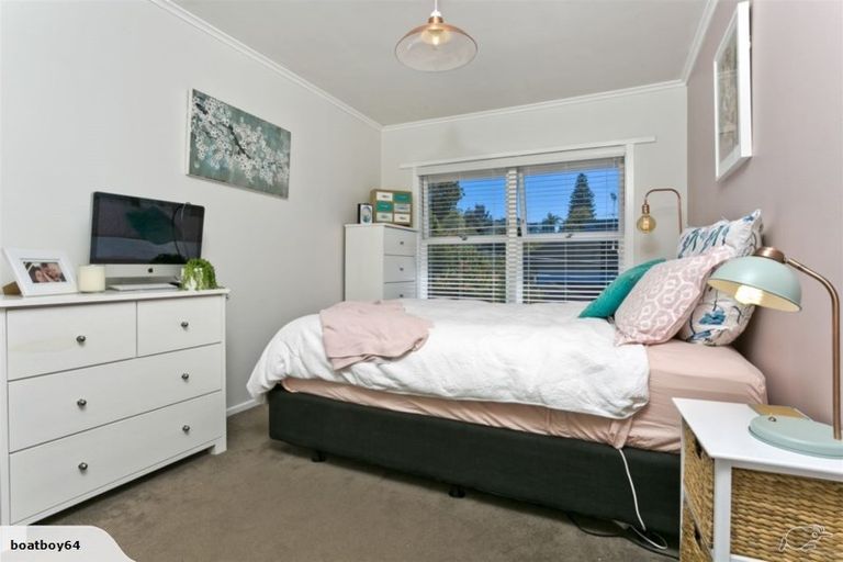 Photo of property in 1/16a Belmont Terrace, Milford, Auckland, 0620