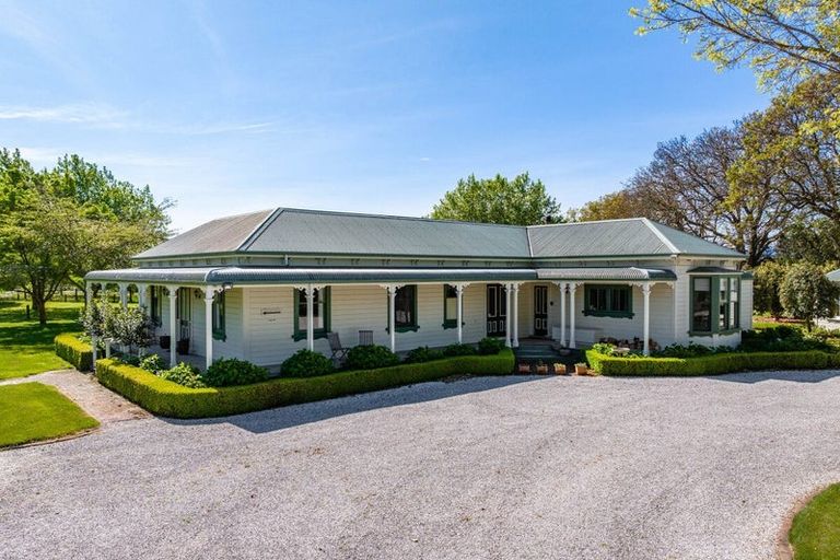 Photo of property in 100 Rowley Crescent, Grovetown, Blenheim, 7202