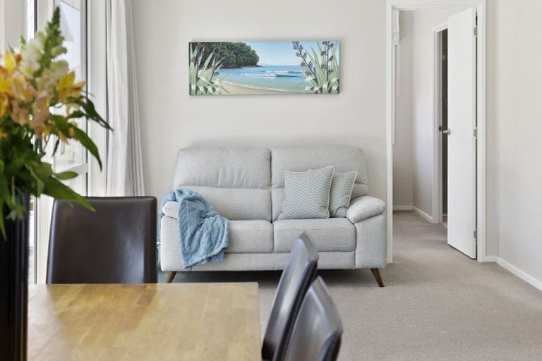Photo of property in 14 Trevally Place, Snells Beach, 0920