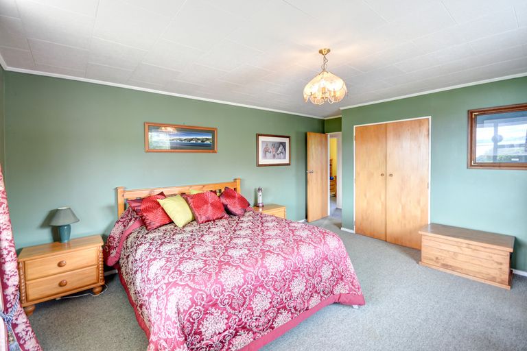 Photo of property in 21 Pakihau Road, Harington Point, Dunedin, 9077