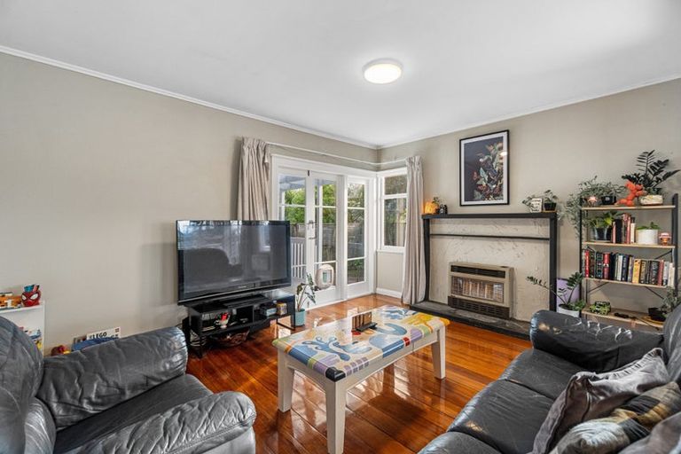 Photo of property in 12 Campbell Street, Leamington, Cambridge, 3432