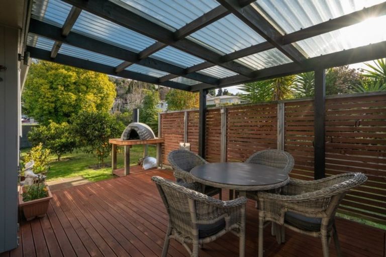 Photo of property in 7 Reeves Road, Acacia Bay, Taupo, 3330