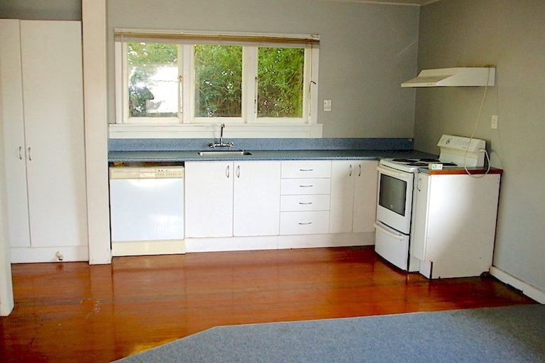 Photo of property in 1/85 Harris Crescent, Papanui, Christchurch, 8053