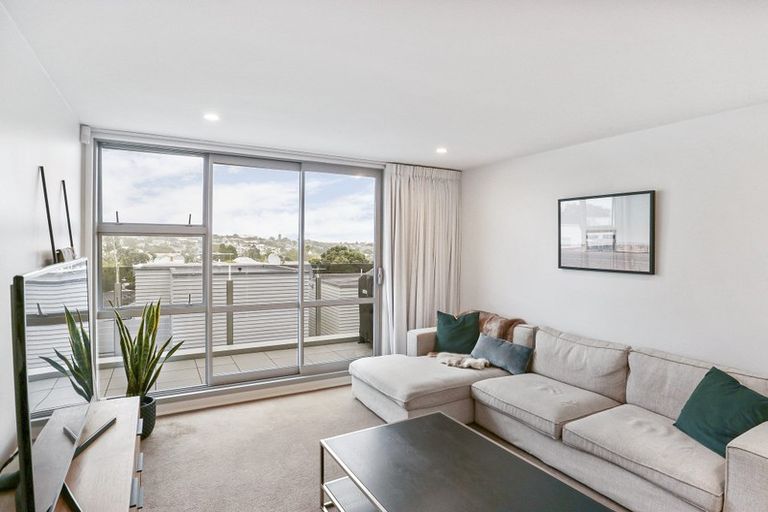 Photo of property in 1d/2 Dickens Street, Grey Lynn, Auckland, 1021